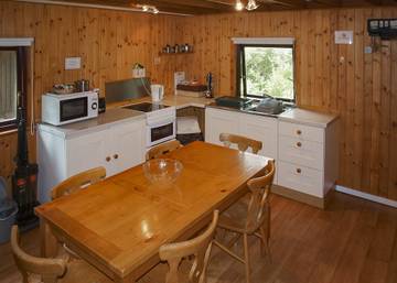 Chalet for 6 People in Cornwall, England, Photo 2