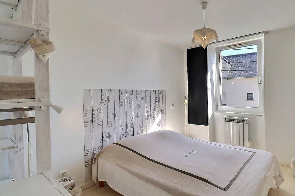 Flamboyant - Saint-Coulomb in Saint-Coulomb, Mont-Saint-Michel-Bucht