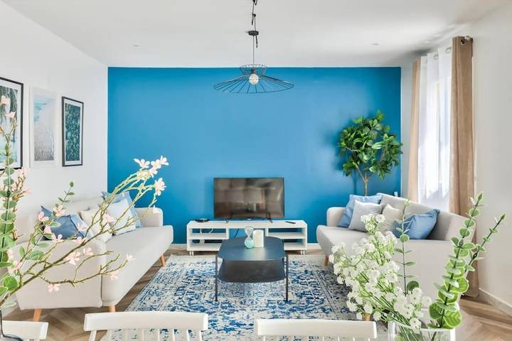 Maison de vacances pour 10 personnes, avec jardin et piscine, animaux acceptés dans Seine-Saint-Denis