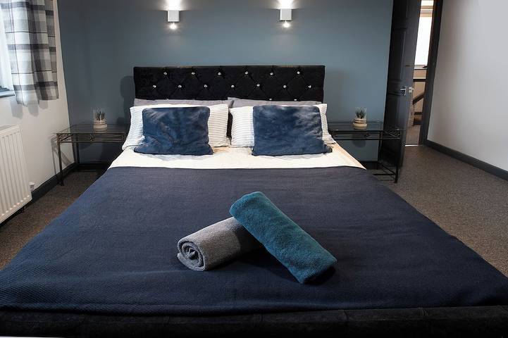 Stylish 3 bedroom Wigan House sleeps 7 in Wigan, Gran Mánchester