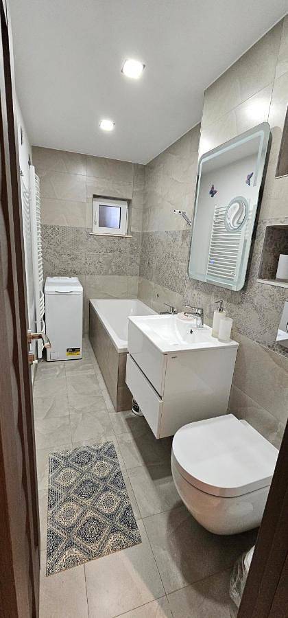 Gîte pour 4 personnes, avec balcon dans Poiana Brasov - Brasov - 4