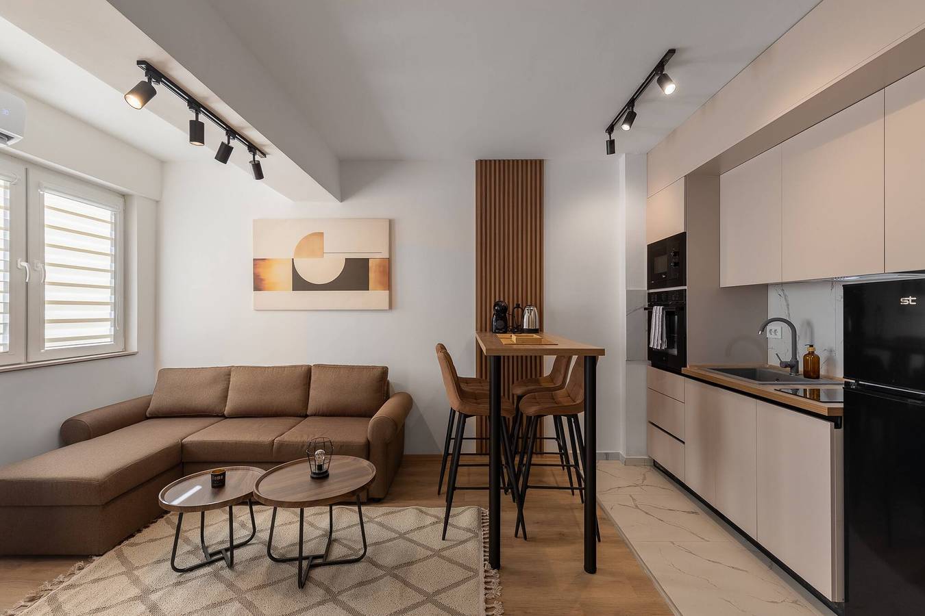 Ganze Wohnung, Zentral gelegenes Cozy Oasis D&O Condo in Kisela Voda, Skopje