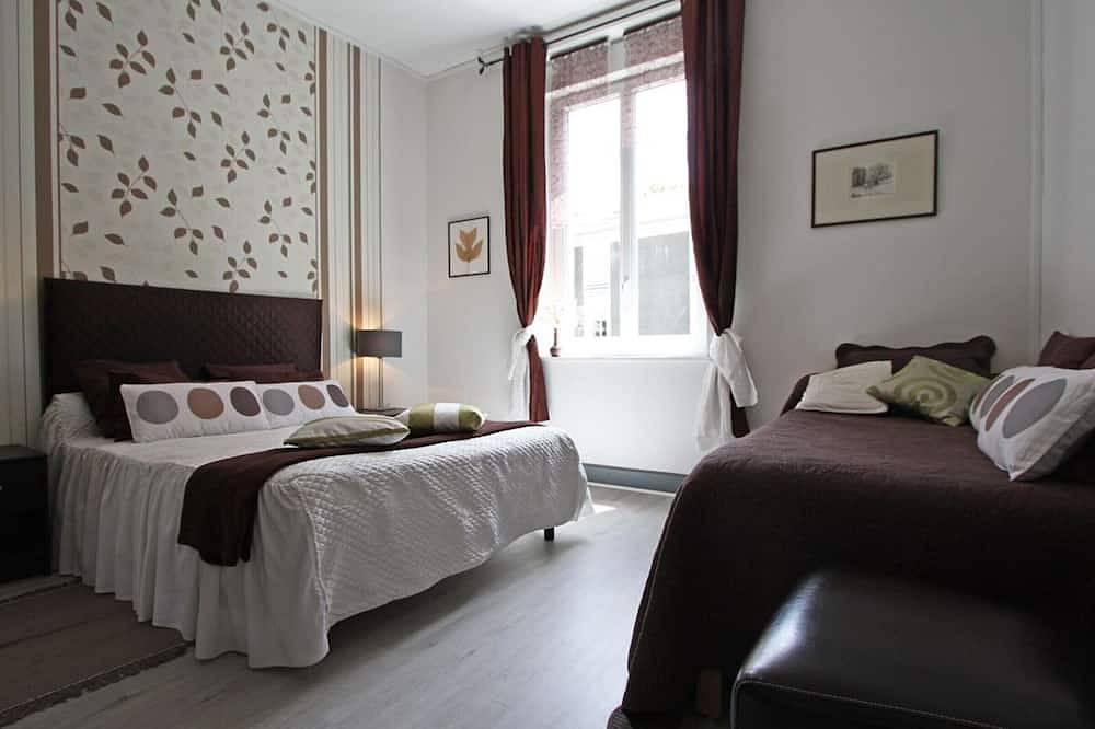 Apartamento Amplio y Confortable en Épinal - Cerca de la Estación Tgv, Wifi Gratis, Ropa Incluida in Épinal, Región de Épinal