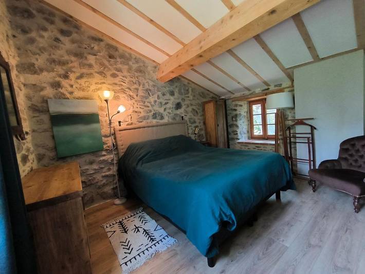 Location de vacances pour 4 personnes, avec jardin ainsi que sauna et vue à Campôme - 2