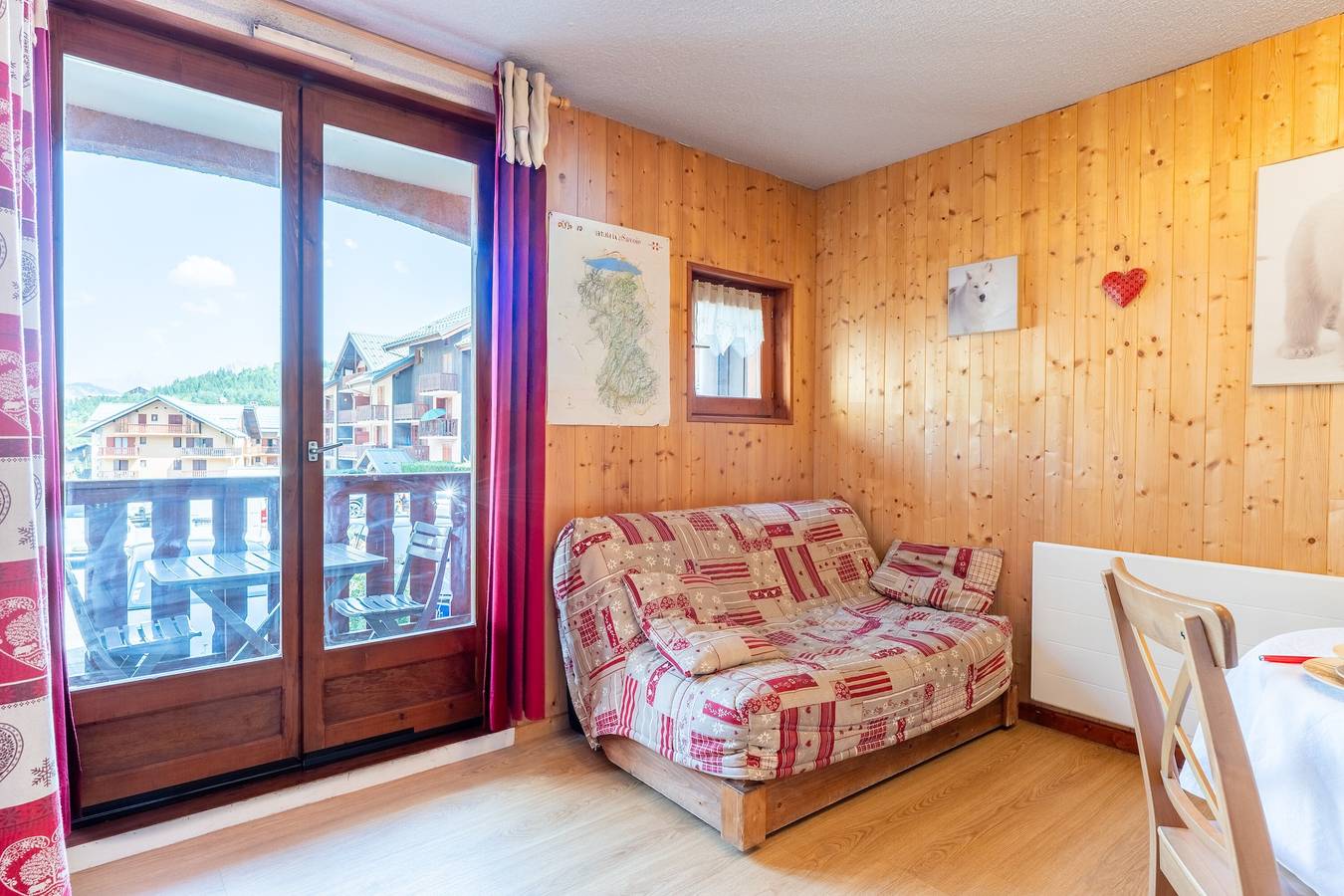 Appartement entier, Appartement 'Joli Appt 2 Centre Village Valloire' avec vue sur les montagnes, balcon et Wi-Fi in Valloire, Région de Saint-Jean-de-Maurienne