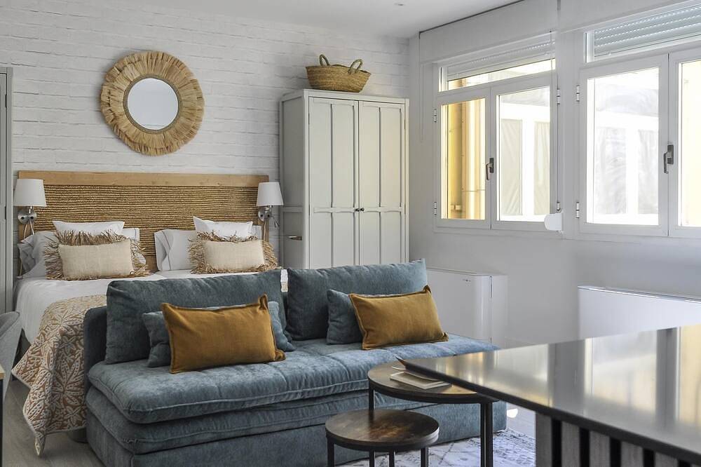 Entire apartment, Fantastic Studio in Puerta del Sol in Centro (Madrid), Madrid