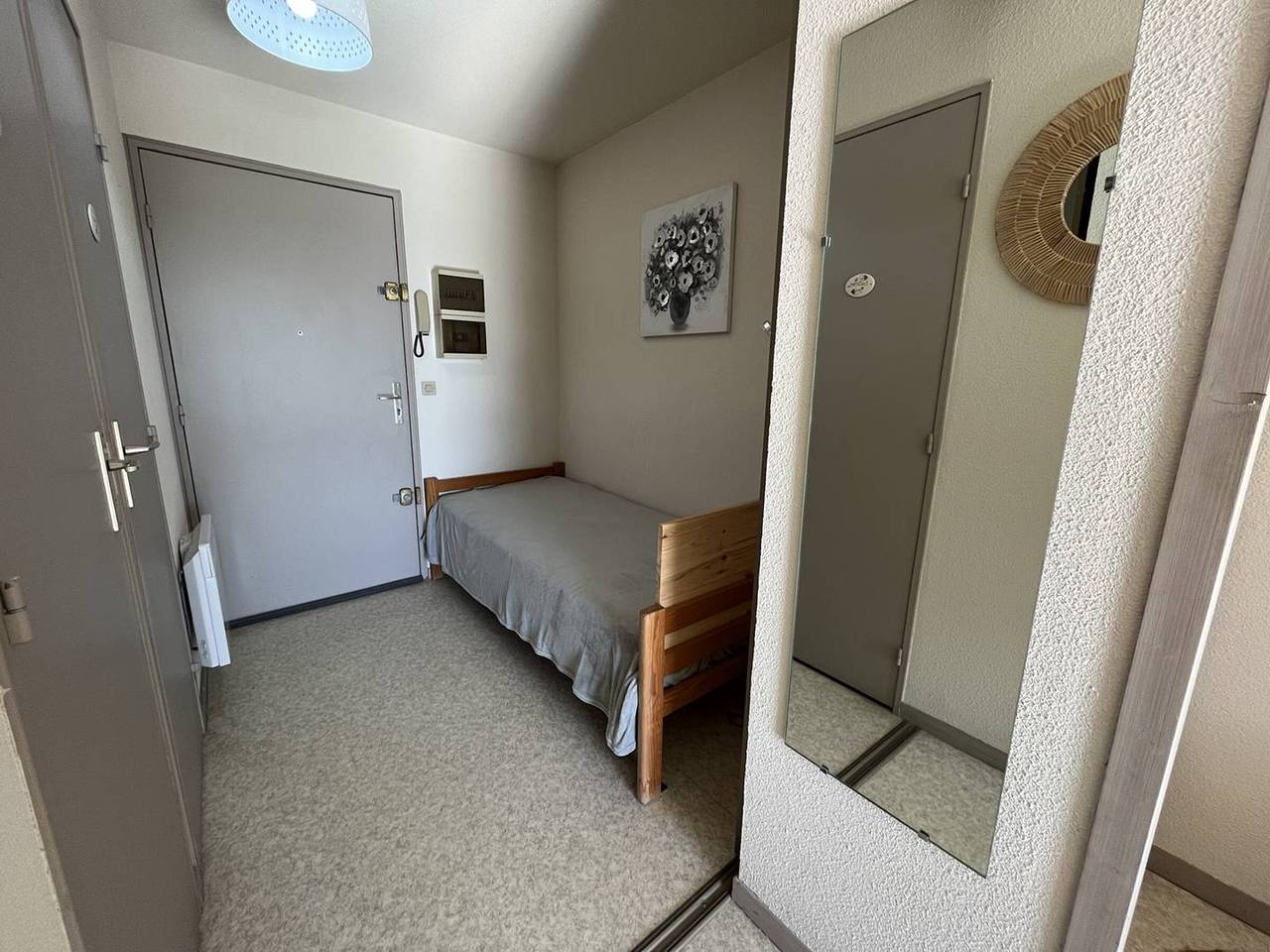 Appartement entier, Studio à 400m des plages - 3 couchages - Garage inclus in Saint-Palais-sur-Mer, Côte de Beauté