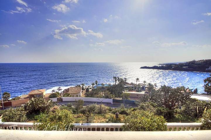 Gîte pour 4 personnes, avec balcon dans Plage d'Anthéor