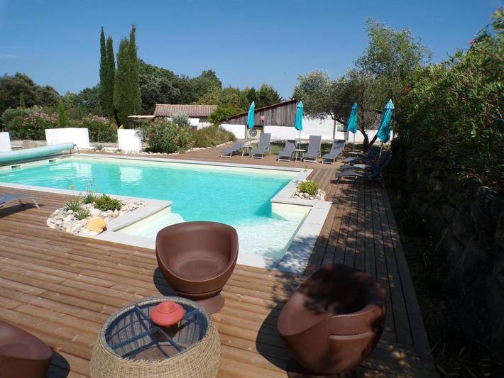 Location de vacances pour 2 personnes, avec sauna et jardin ainsi que piscine et vue dans Montlegun - 3