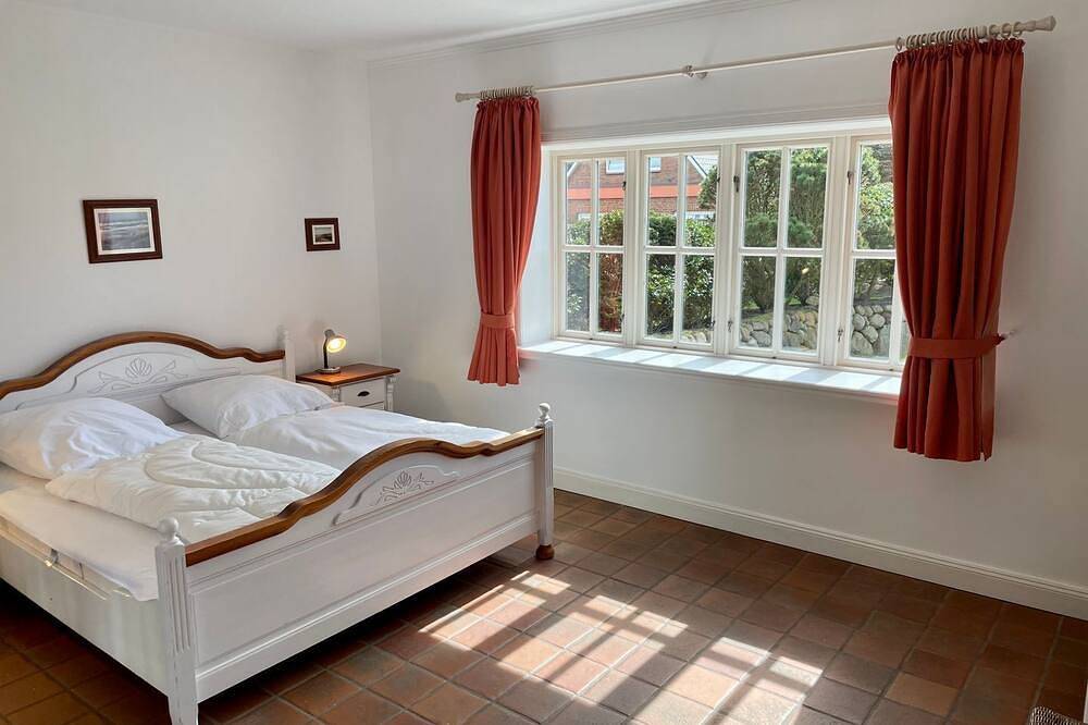 Ganze Wohnung, Min Hüs Eg - Strandnahes App. für 6 Pers. mit Sauna, Terrasse, Wlan. Haustiere in Westerland, Sylt (Gemeinde)