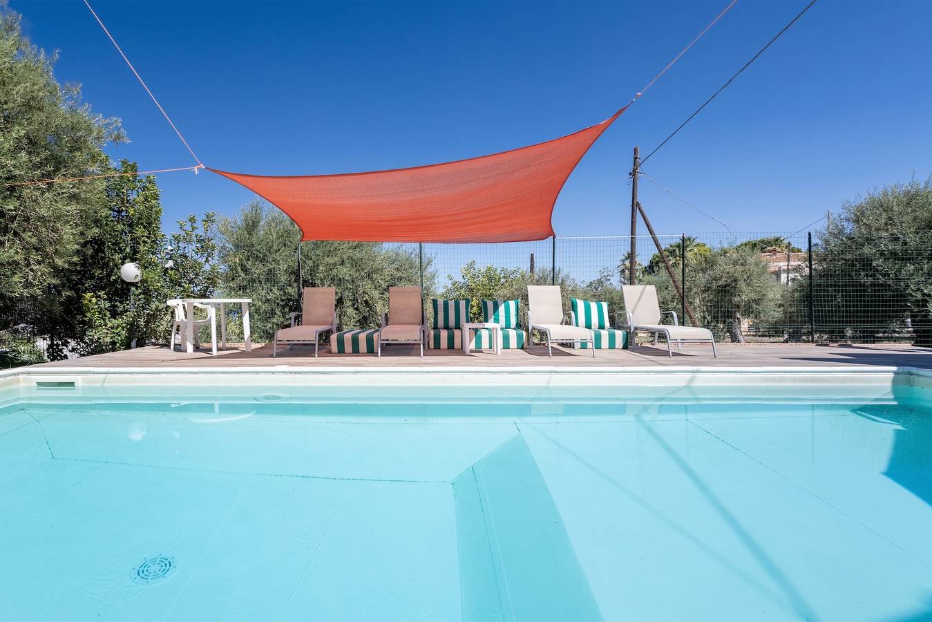 Villa 'Mendolia - Hot Pool and Design' con vista mare, piscina e Wi-Fi in Termini Imerese, Provincia di Palermo