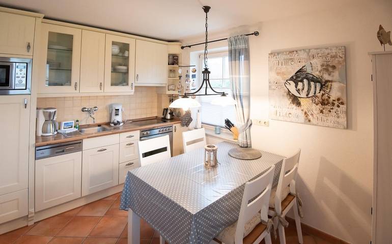 Ganze Wohnung, Sehr strandnahe 3-Zimmer Ferienwohnung mit ca. 75 m², für bis zu 4 Personen in Nordfriesische Inseln (Schleswig-Holstein) (Schleswig-Holstein), Wenningstedt