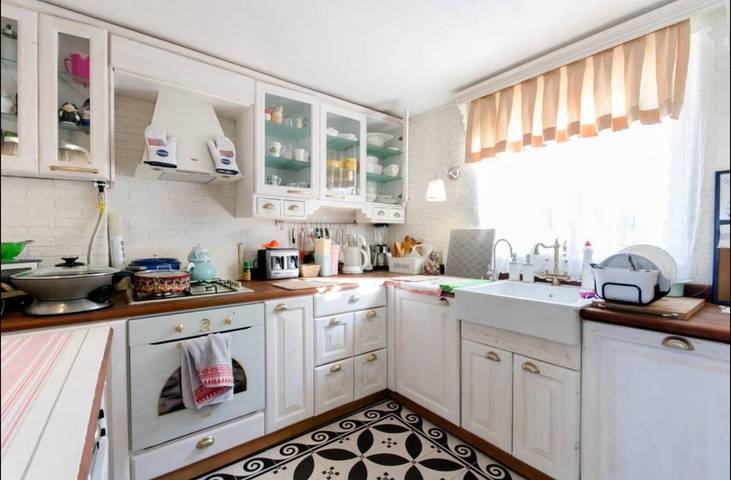 Ferienwohnung für 4 Personen, mit Whirlpool und Terrasse in Izmir