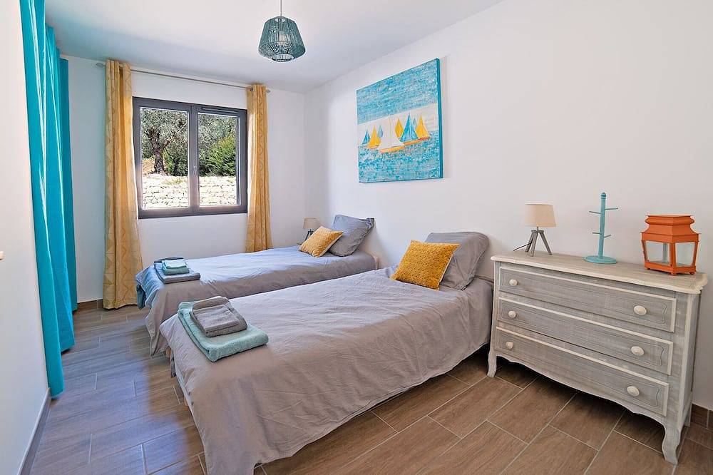 Villa Ticka - Comfy villa with heated pool in Callas, Draguignan region