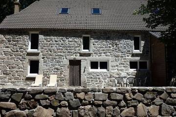Gîte pour 6 personnes à Cros-de-Géorand