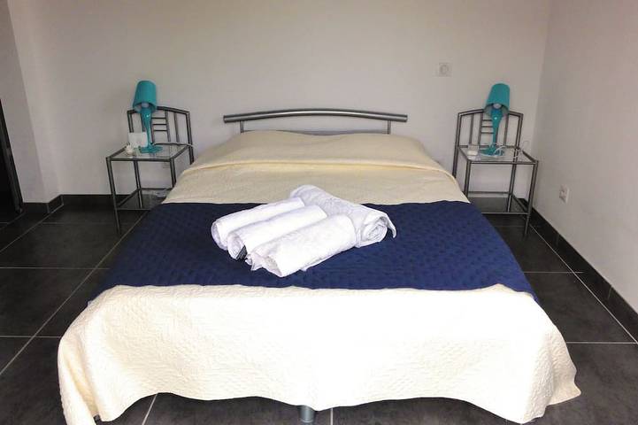 Location de vacances pour 6 personnes, avec jardin et terrasse à Saignon - 3