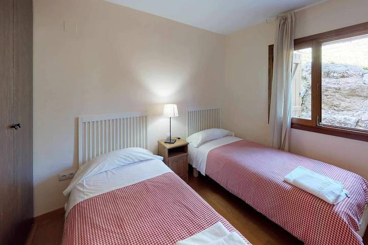 Entire apartment, Cantero 23 - tucasaenlospirineos in Escarrilla, Sallent de Gállego