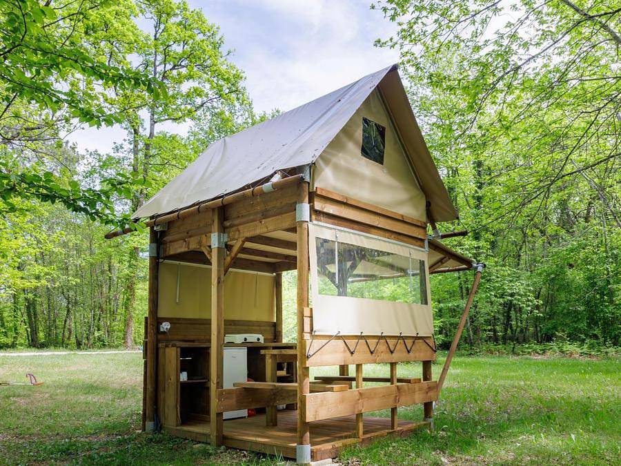 La Clairière - écolieu de vacances - Bungalow toilé 2 personnes - Cabane Au Clair De Lune in Lamothe-Fénelon, Quercy