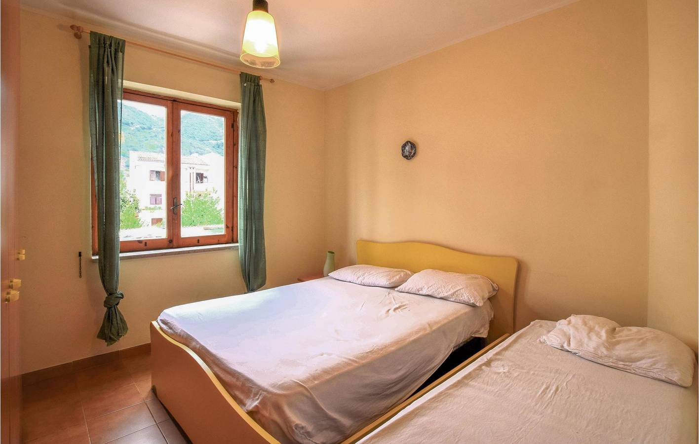 Ganze Ferienwohnung, Wohnung mit Meerblick in der Nähe des Stadtzentrums mit Parkplatz in Nocera Terinese, Catanzaro Provinz