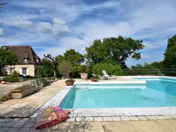 Villa for 16 Guests in Port-Sainte-Foy-et-Ponchapt, Dordogne, Picture 2