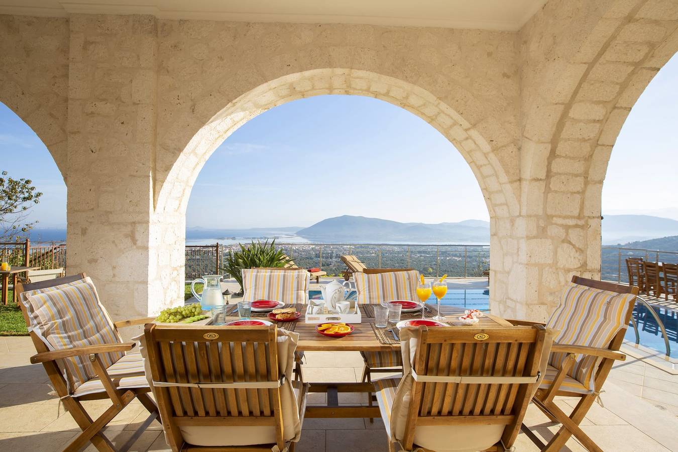 Luxury stone-made villa with exceptional view & pool in Απόλπαινα, Πόλη της Λευκάδας