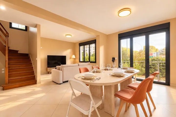 Villa für 10 Personen, mit Garten - 1