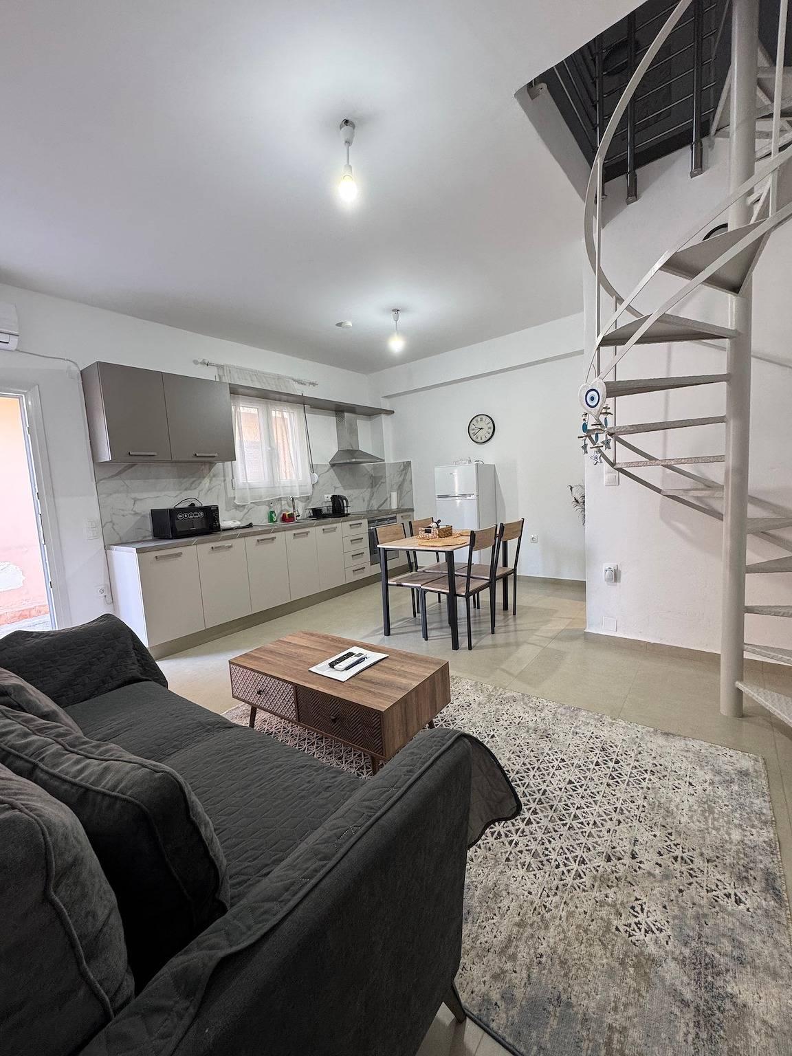 Holiday Home 'Maravel House' with Sea View, Wi-Fi and Air Conditioning in Episkopi Irakleiou, Iraklio-Heraklion region