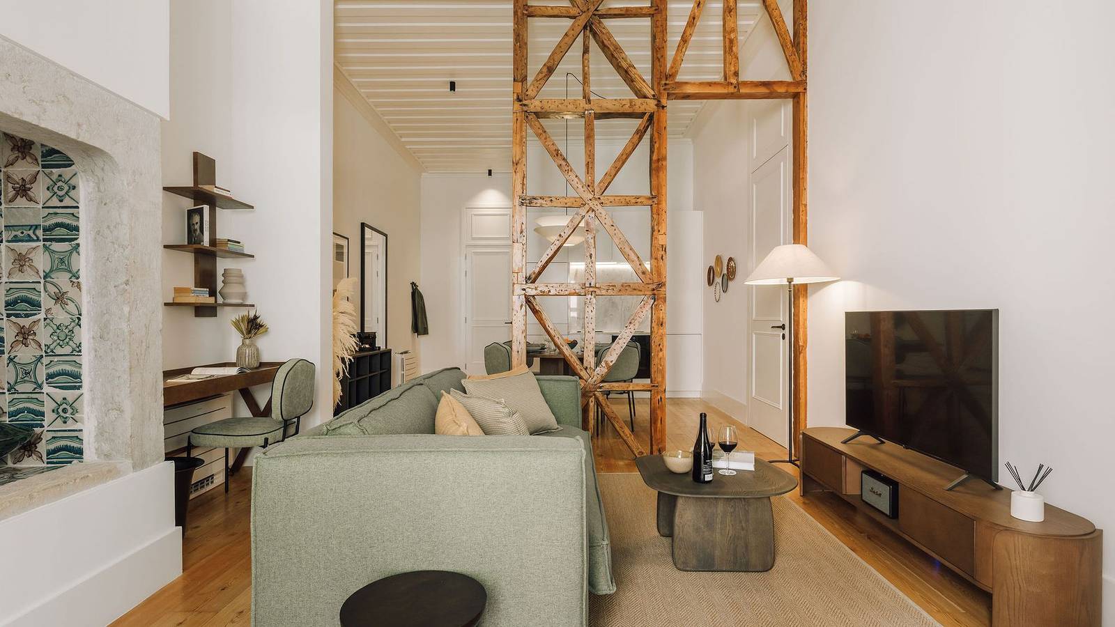 Ganze Wohnung, Ando Living - Flores 25 House in Encarnação, Lissabon