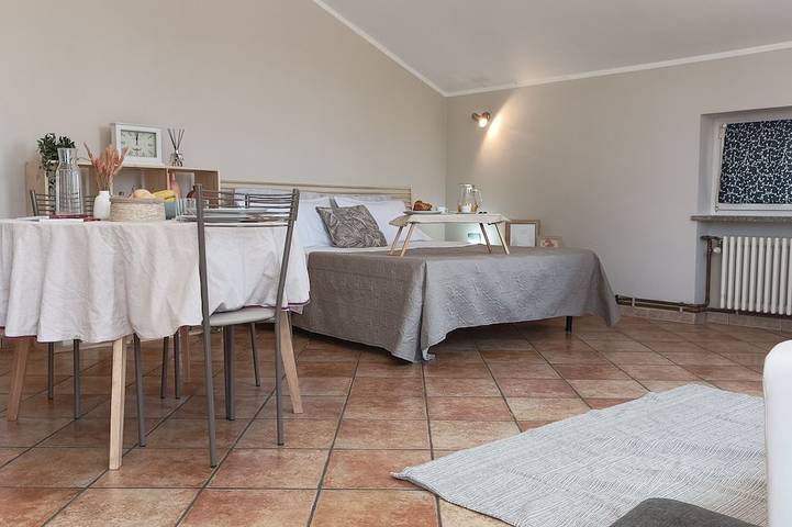 Appartamento intero, Quick Home - Il Glicine in Alice Castello, Provincia di Vercelli