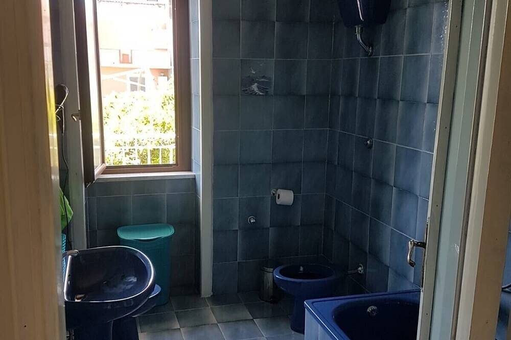 Entire apartment, B&B Villa Colomba in Torre del Greco, Vesuvio National Park