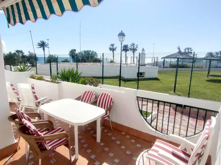 Ganze Ferienwohnung, Apartment mit Pool in der Nähe des Strandes La Barrosa in La Barrosa, Chiclana de la Frontera