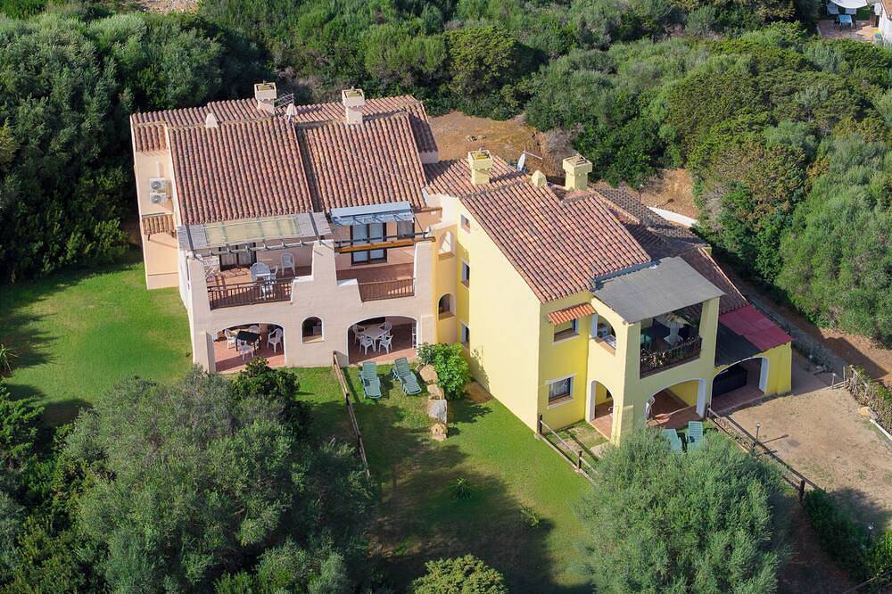 Appartamento intero, Appartamento spazioso con piscina in Sassari, Provincia di Sassari