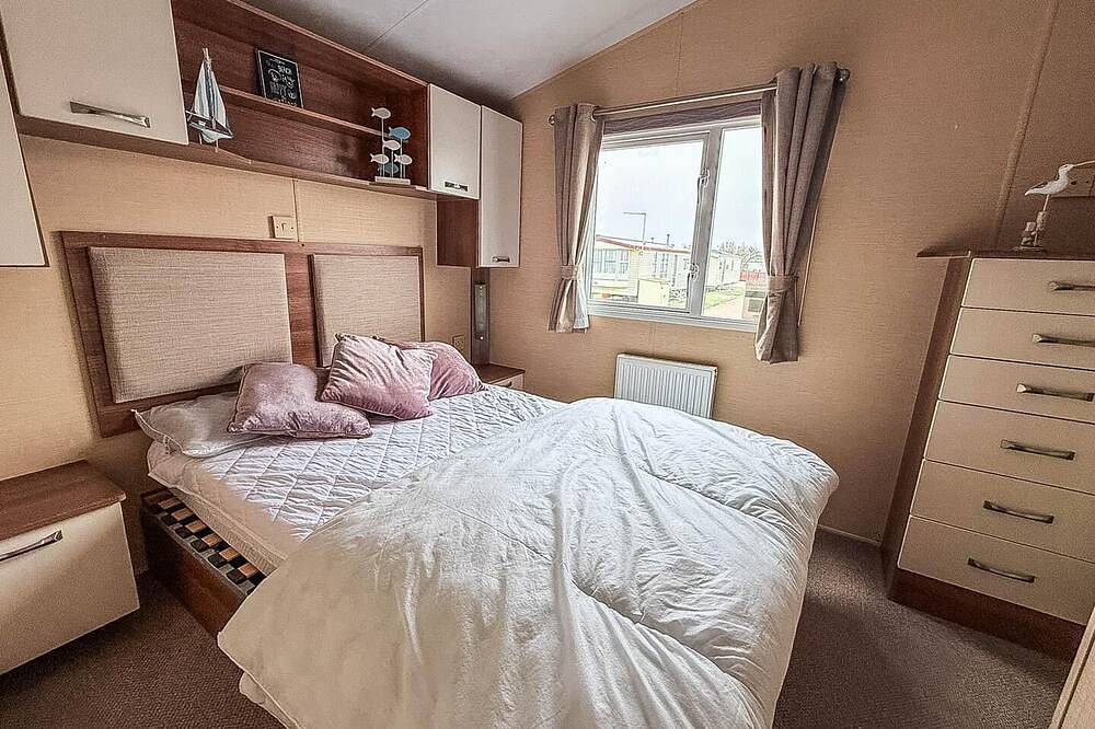 Lovely 8 berth caravan at California Cliffs Holiday Park in Norfolk in California (Great Yarmouth), Great Yarmouth