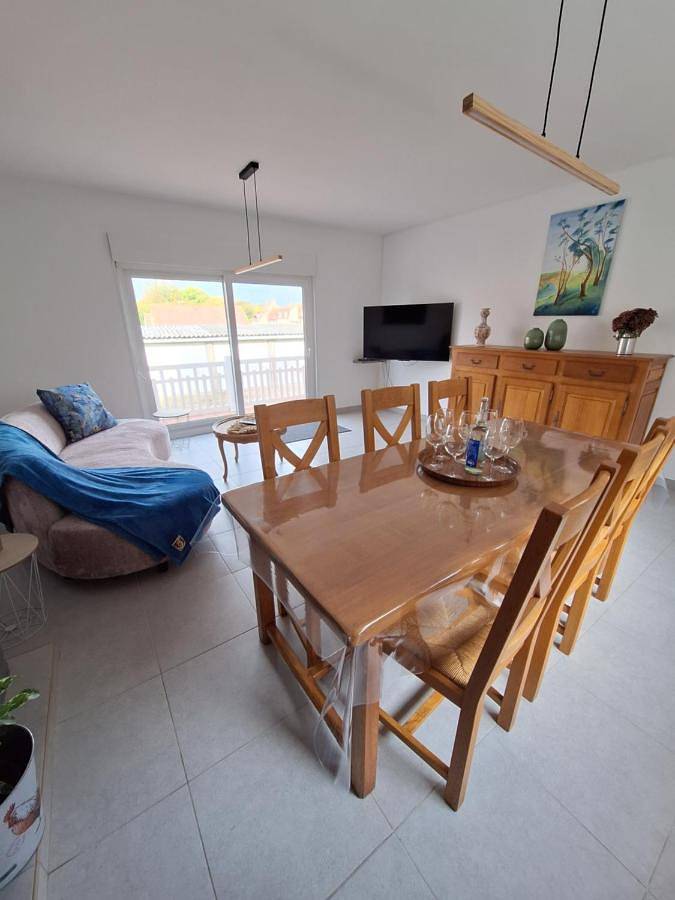 Location de vacances pour 7 personnes, avec balcon, adapté aux familles à Arques
