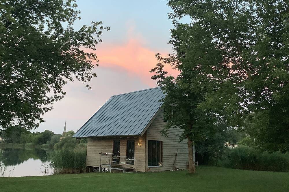 Seehaus am Wasser, das etwas andere Ferienhaus in Zehdenick, Ruppiner Seenland