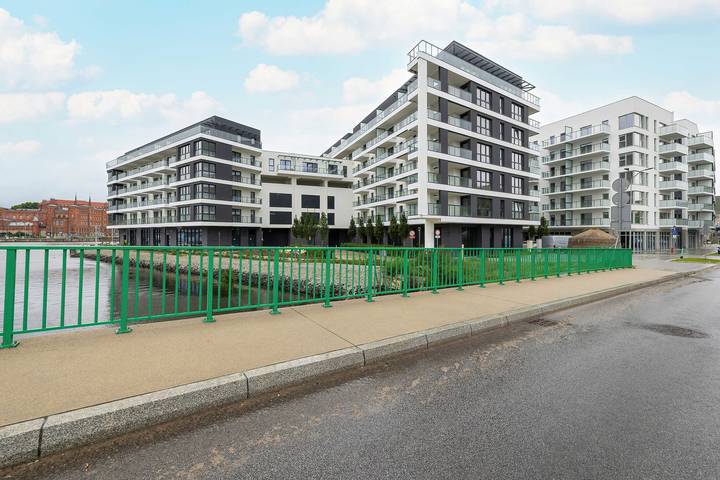 Appartement entier, Modern Apartment | Water View, Balcony and Parking in Szczecin, Baltic Sea Pomerania