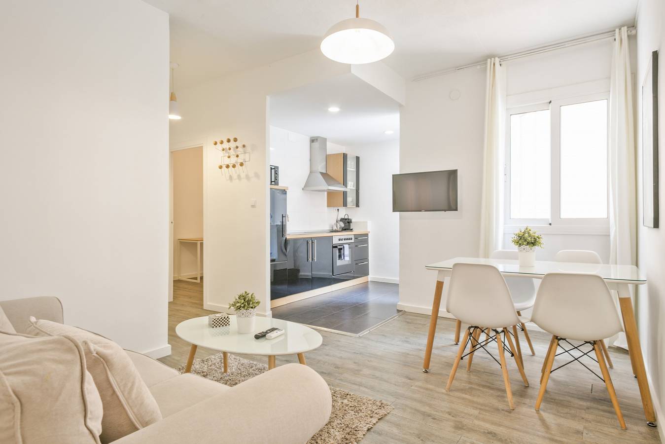 Entire apartment, Ref. 348749 in Barcelona Centre, Barcelona