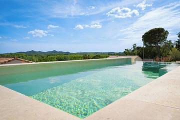 Cottage pour 2 personnes, avec jardin et terrasse à Montfrin