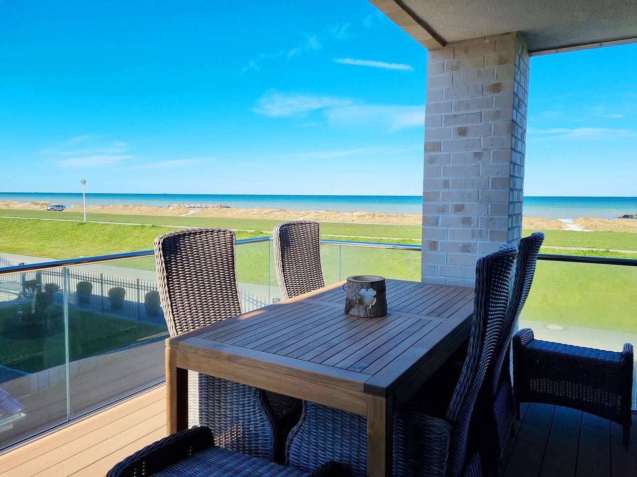 Ganze Wohnung, Ostsee Ferienwohnung Surfside - Meerblick aus jedem Fenster in Kalifornien (Ostsee), Schönberg