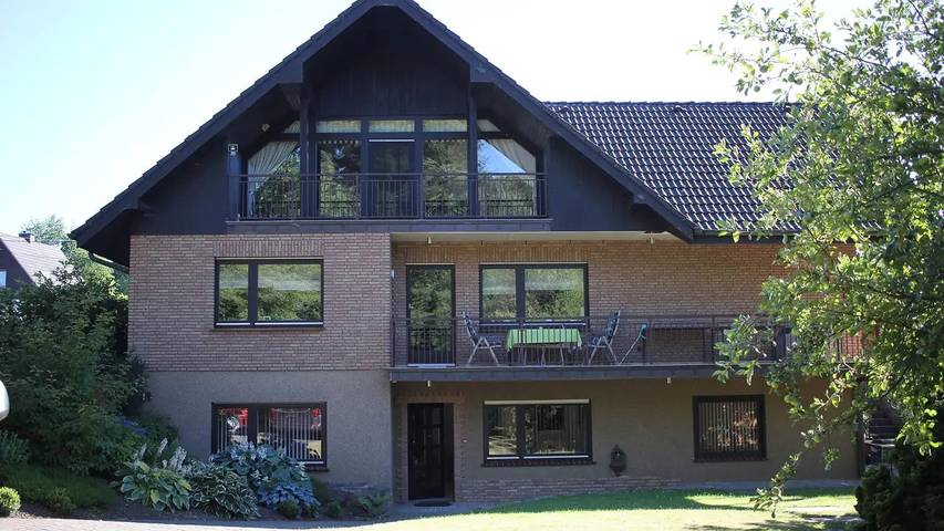Ferienwohnung für 3 Personen, mit Terrasse und Garten in Waldbröl
