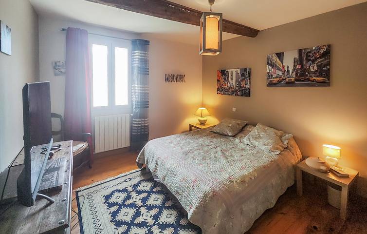 Appartement de vacances entier, Charmant appartement de 2 chambres avec Wi-Fi et parking près de la rivière L'Orb in Cessenon-sur-Orb, Côte méditerranéenne (France)