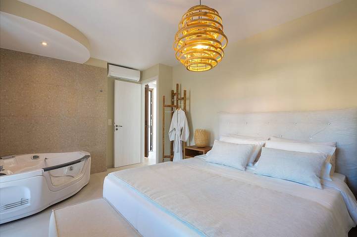 100 m van het strand, kinderzwembad, ping pong, sauna en fitnessruimte, privé ligbedden! in Rethymno (City), Rethymno en omgeving