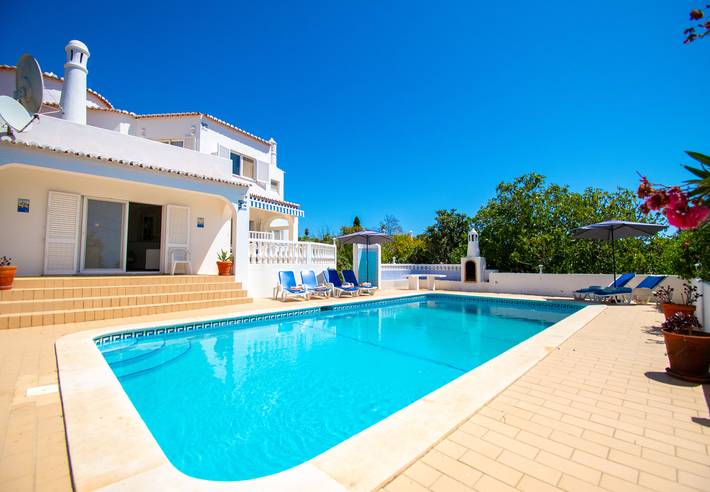 Villa for 6 people, with garden in Carvoeiro