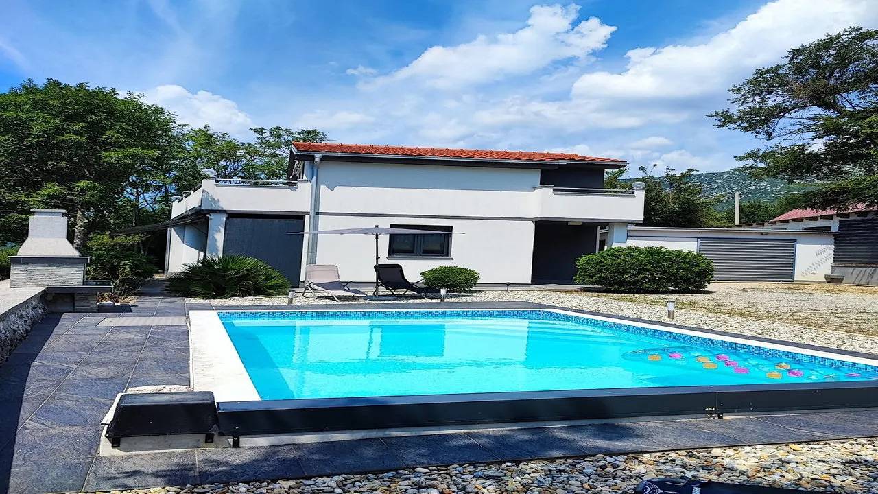 Casa vacanza a Kvarn a partire da 311€ a notte