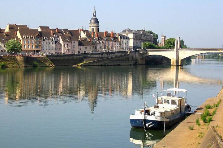 Gîte pour 2 personnes, avec piscine à Chalon-sur-Saône - 3