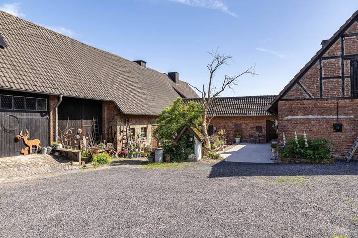 Vakantiehuis 'Lilla Huset' met privéterras en wifi in Arnsberg, Hochsauerlandkreis