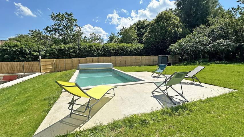 Gîte pour 11 personnes, avec jardin ainsi que terrasse et piscine dans Parc naturel régional Périgord-Limousin - 2