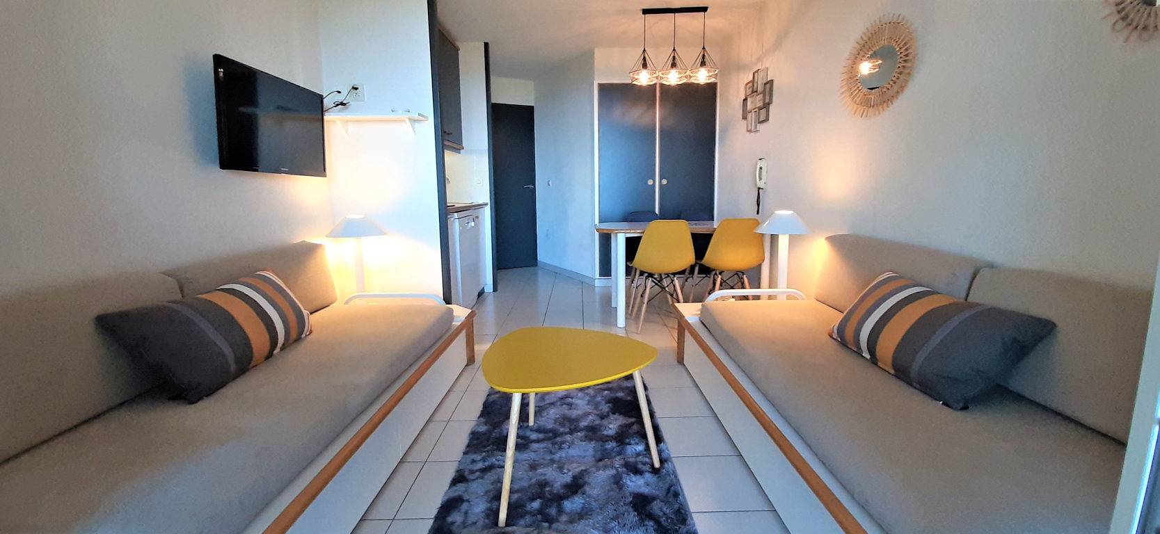 Appartement entier, T2 vue panoramique mer, Cap Estérel village Pierre & Vacances in Cap Estérel, Saint-Raphaël