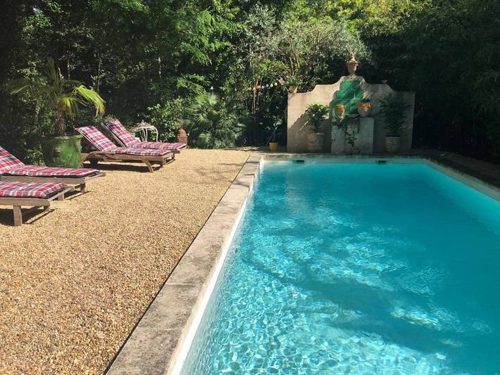 Chambre d’hôte pour 2 personnes, avec terrasse ainsi que jardin et piscine à Sommières