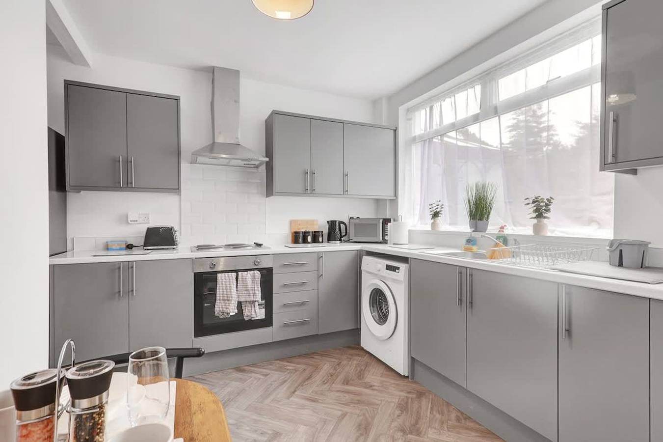 3 Bedroom House with Free Parking in Durham, County Durham